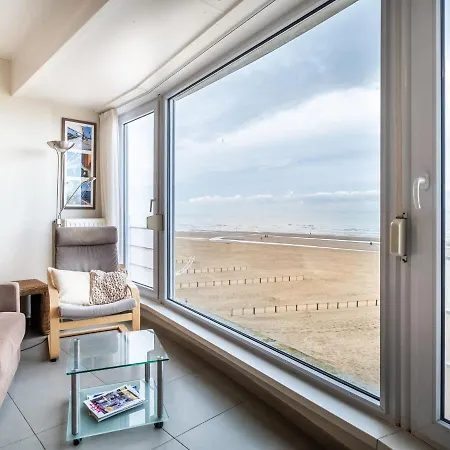 Vitalo 401 With Sea View Located On The Dike Apartament *